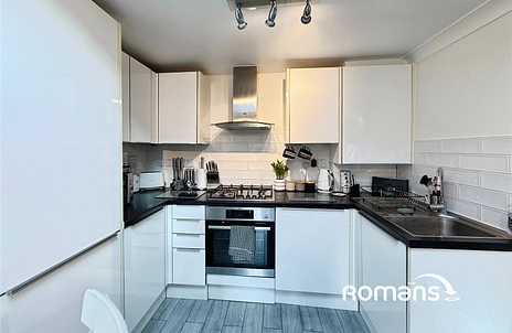 1 bedroom apartment to rent - Buckingham Place, Bellfield Road, High Wycombe, HP13 - Property View 2