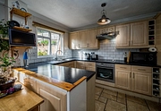 3 bedroom house to rent - Dean Garden Rise, High Wycombe, HP11 - Property View 4
