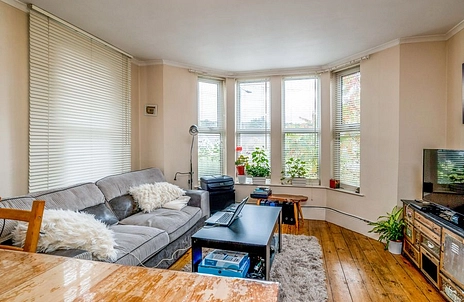 1 bedroom apartment to rent - London Court, 151-153 London Road, High Wycombe, HP11 - Property View 2