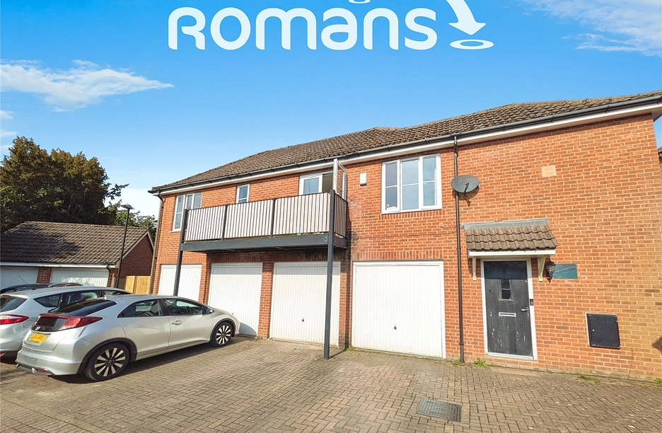 2 bedroom coach house to rent - Red Kite Close, High Wycombe, HP13 - Property View 1
