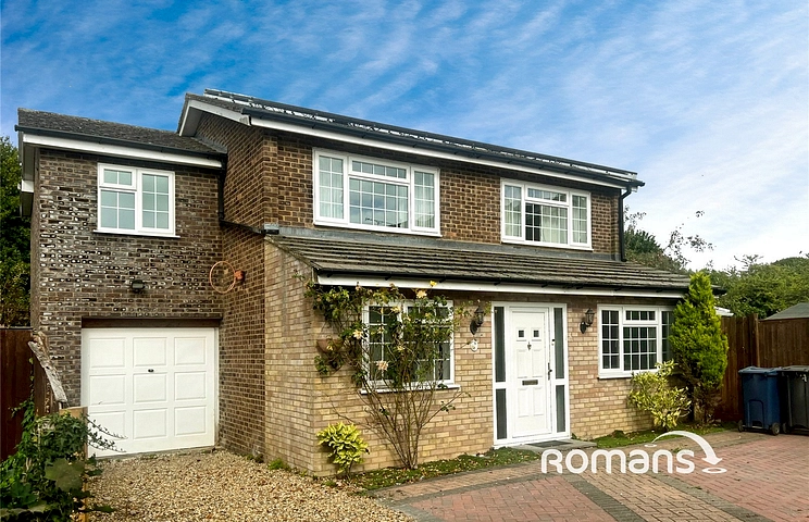 4 bedroom house to rent - Barley Close, Hazlemere, High Wycombe, Buckinghamshire, HP15