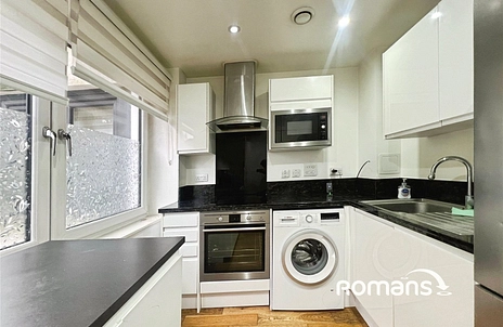 2 bedroom apartment to rent - London Road, High Wycombe, Buckinghamshire, HP11 - Property View 2