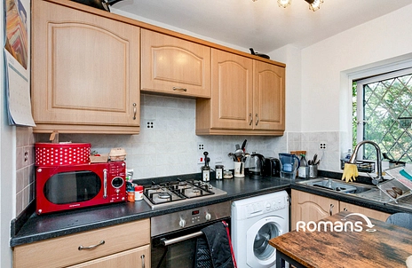 1 bedroom maisonette to rent - Tesimond Drive, Yateley, Hampshire, GU46 - Property View 2