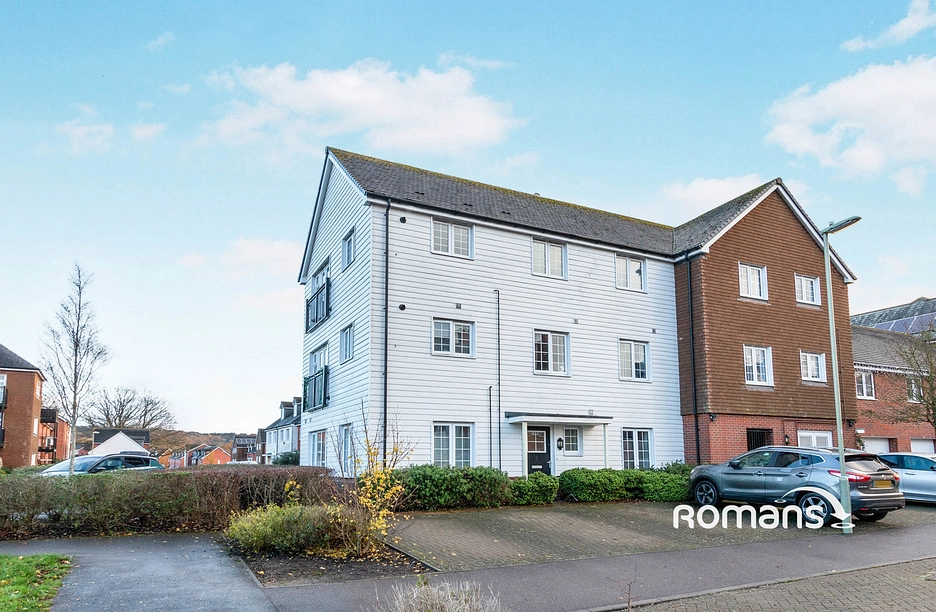 2 bedroom maisonette to rent - Stevens Way, Church Crookham, Fleet, Hampshire, GU52 - Property View 1