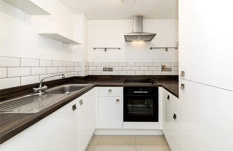 2 bedroom apartment to rent - Chairborough Road, High Wycombe, Buckinghamshire, HP12 - Property View 2