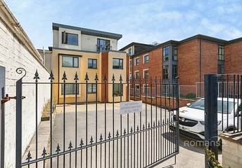 2 bedroom apartment to rent - Gilda Parade, Bristol, Somerset, BS14 - Property View 1
