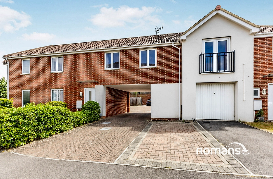 2 bedroom coach house to rent - Regis Park Road, Reading, Berkshire, RG6 - Property View 1