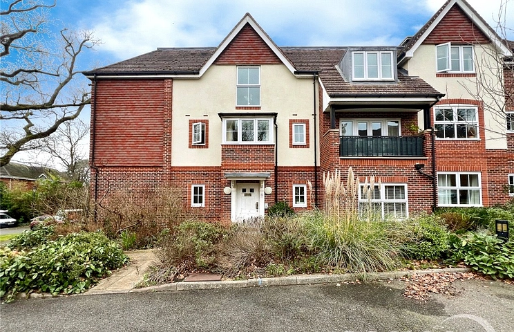2 bedroom apartment to rent - St. Catherines Wood, Camberley, Surrey, GU15
