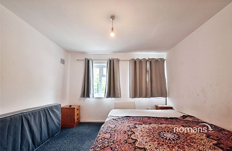 4 bedroom property to rent - Pinn Close, Uxbridge, UB8 - Property View 3