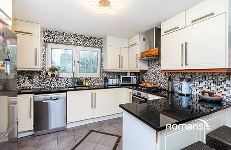 3 bedroom house to rent - Barnfield, Iver, Buckinghamshire, SL0 - Property View 3