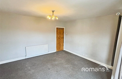 3 bedroom apartment to rent - York Road, Aldershot, Hampshire, GU11 - Property View 2