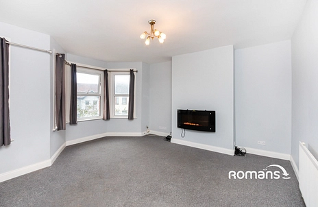 3 bedroom apartment to rent - York Road, Aldershot, Hampshire, GU11 - Property View 2