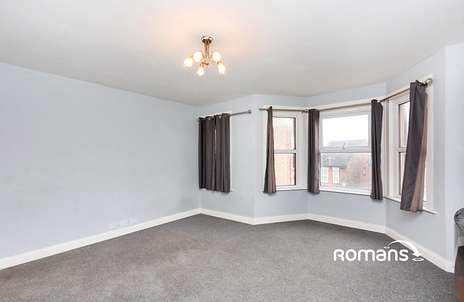 3 bedroom apartment to rent - York Road, Aldershot, Hampshire, GU11 - Property View 3