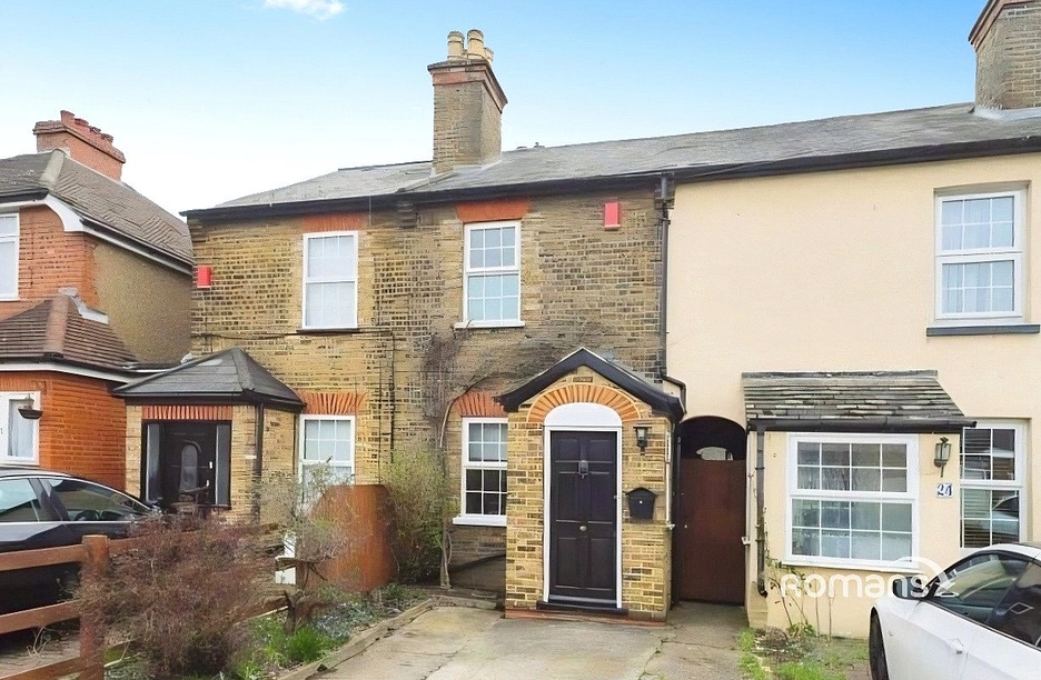 2 bedroom house to rent - Star Road, Uxbridge, UB10 - Property View 1