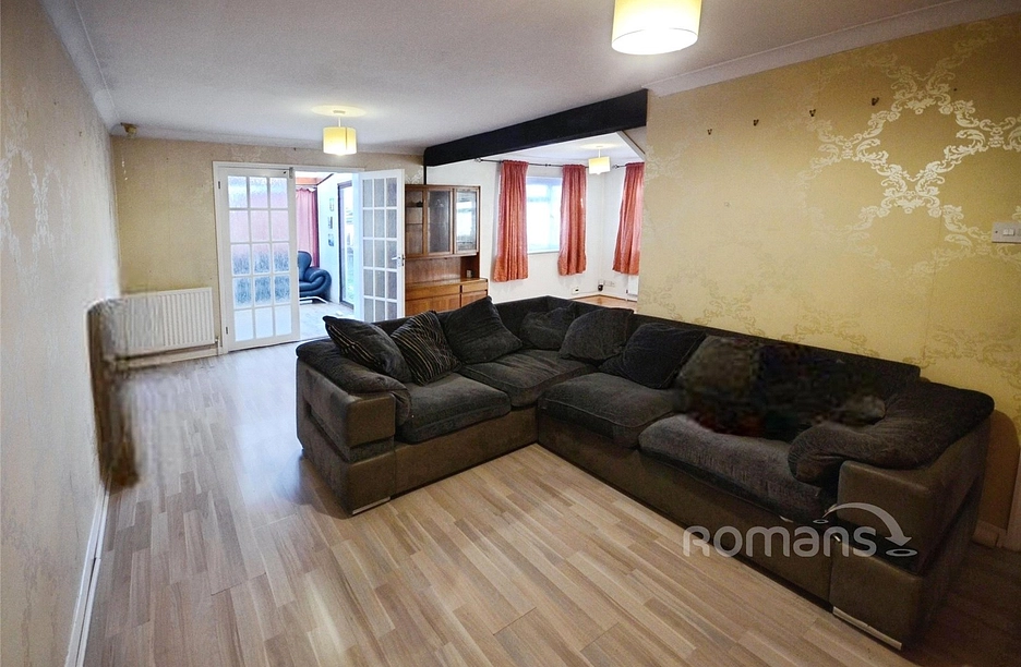 3 bedroom house to rent - Northborough Road, Slough, Berkshire, SL2 - Property View 1