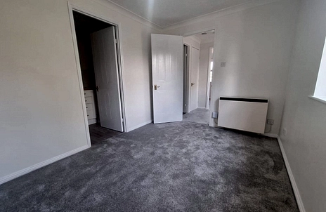 1 bedroom apartment to rent - Meadowlea Close, Harmondsworth, West Drayton, UB7 - Property View 2