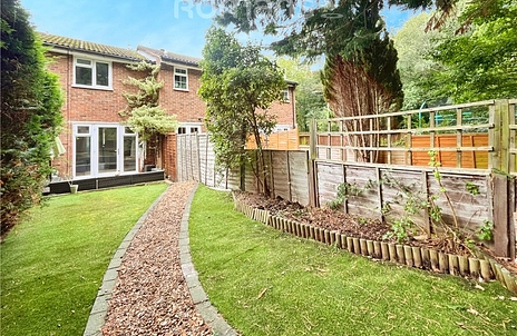 2 bedroom house for sale - Rother Close, Sandhurst, Berkshire, GU47 - Property View 2