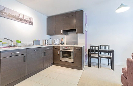 2 bedroom apartment for sale - Hawthorns House, Willowbourne, Fleet, Hampshire, GU51 - Property View 3