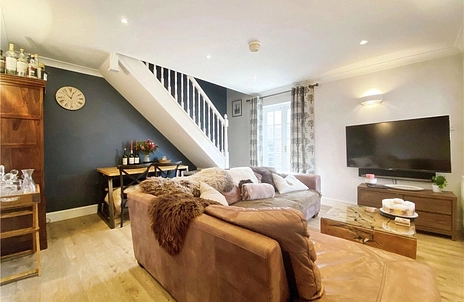 2 bedroom house for sale - Calcott Park, Yateley, Hampshire, GU46 - Property View 2