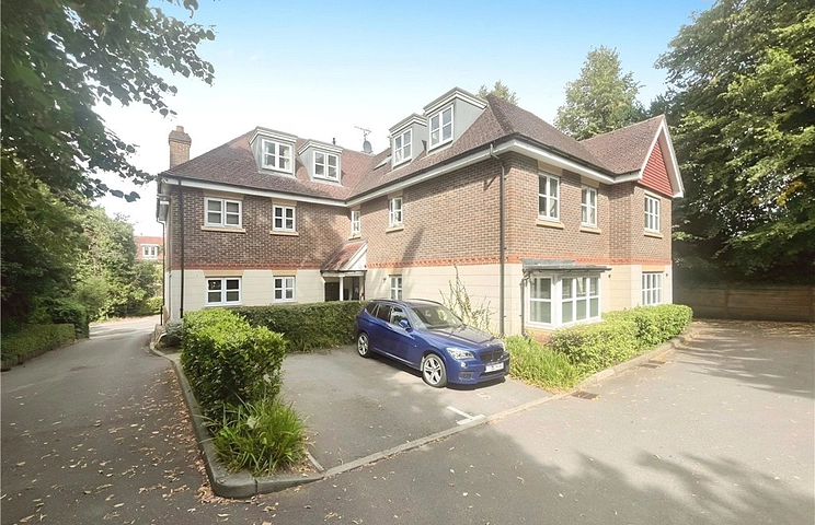2 bedroom apartment for sale - Glendower, Crowthorne Road, Bracknell, Berkshire, RG12