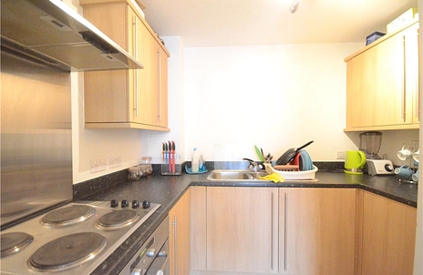 2 bedroom apartment for sale - Brand House, Coombe Way, Farnborough, Hampshire, GU14 - Property View 3