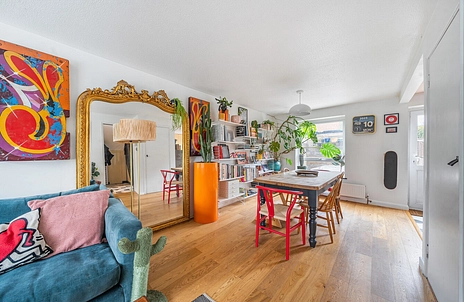 3 bedroom house for sale - Roman Way, Farnham, Surrey, GU9 - Property View 3