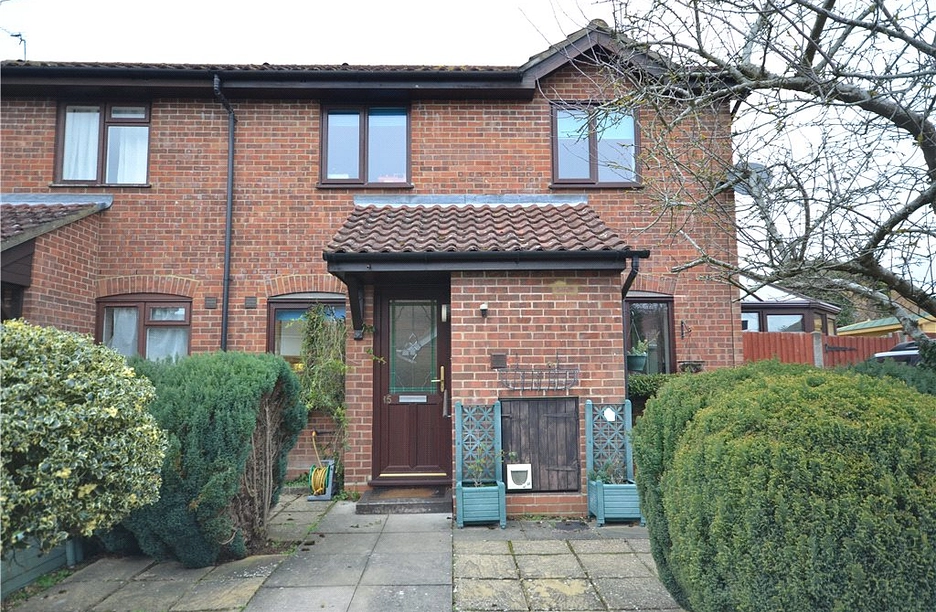 2 bedroom house for sale - Bonners Field, Bentley, Farnham, GU10 - Property View 1