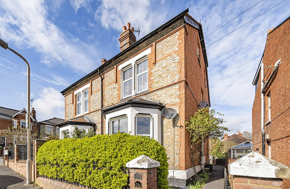 2 bedroom maisonette for sale - Hemdean Hill, Caversham, Reading, Berkshire, RG4 - Property View 1