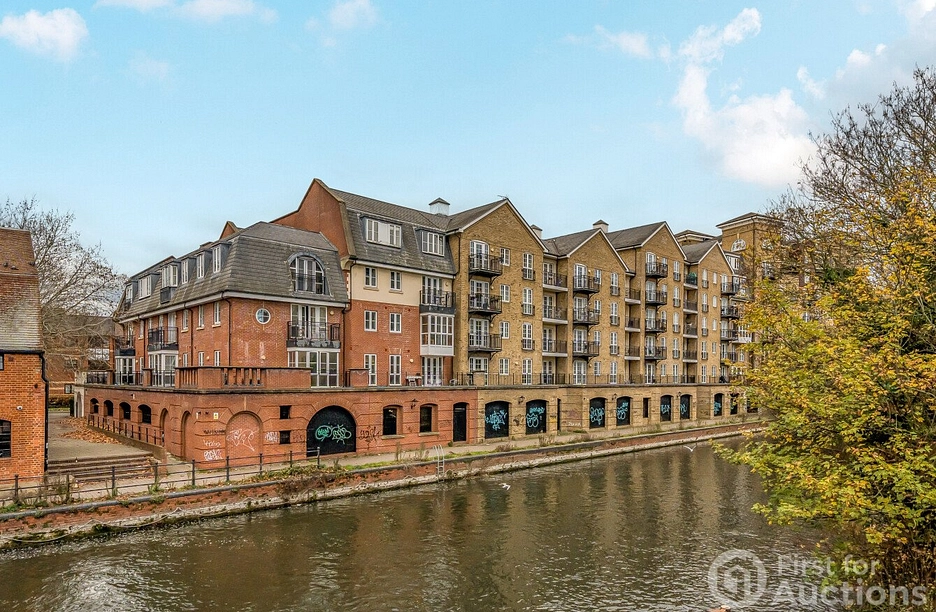 3 bedroom apartment for sale - Riverside House, Fobney Street, Reading, Berkshire, RG1 - Property View 1