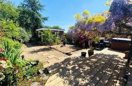 3 bedroom house for sale - Heathyfields Road, Farnham, Surrey, GU9 - Property View 2