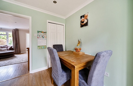 2 bedroom house for sale - Juniper, Bracknell, Berkshire, RG12 - Property View 3