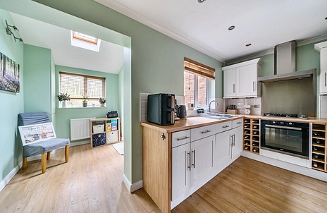 2 bedroom house for sale - Juniper, Bracknell, Berkshire, RG12 - Property View 2