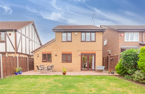 4 bedroom house for sale - Tithe Barn Drive, Maidenhead, Berkshire, SL6 - Property View 2