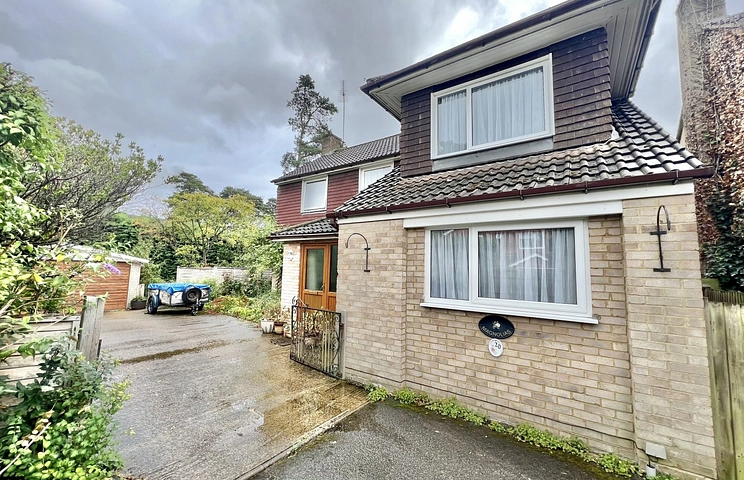 4 bedroom house for sale - Magnolia Way, Fleet, GU52