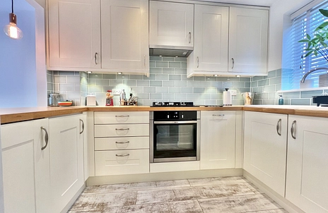 2 bedroom house for sale - Frenchmans Creek, Church Crookham, Fleet, GU52 - Property View 2