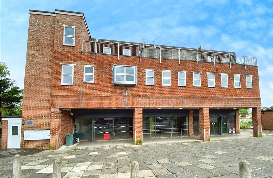 1 bedroom apartment for sale - Plough Road, Yateley, Hampshire, GU46 - Property View 1