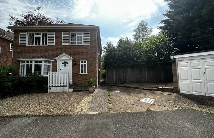 4 bedroom house for sale - Denman Close, Fleet, Hampshire, GU51