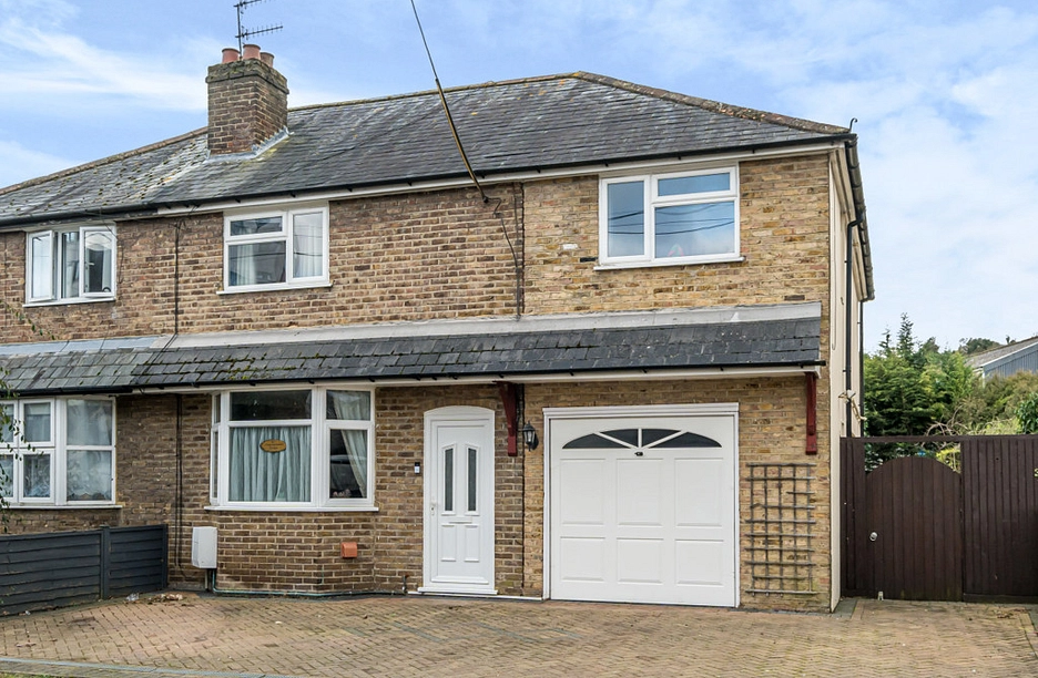 4 bedroom house for sale - Fennels Road, High Wycombe, HP11 - Property View 1