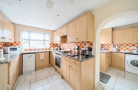 4 bedroom house for sale - Beedon Drive, Bracknell, Berkshire, RG12 - Property View 2