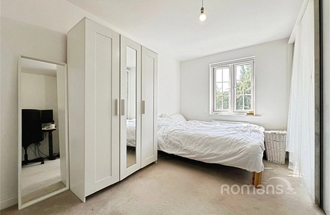 2 bedroom apartment for sale - Charteris Close, Wellesley, Aldershot, Hampshire, GU11 - Property View 3