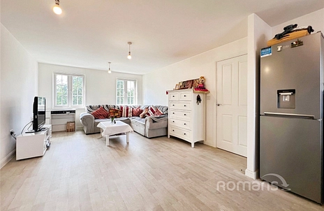 2 bedroom apartment for sale - Charteris Close, Wellesley, Aldershot, Hampshire, GU11 - Property View 2
