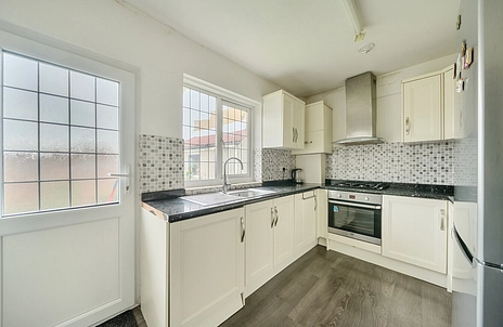 4 bedroom house for sale - Totteridge Road, High Wycombe, Buckinghamshire, HP13 - Property View 2
