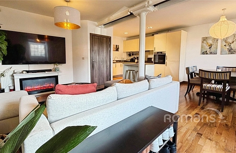 2 bedroom apartment for sale - Kings Mill Way, Denham, Uxbridge, Buckinghamshire, UB9 - Property View 2