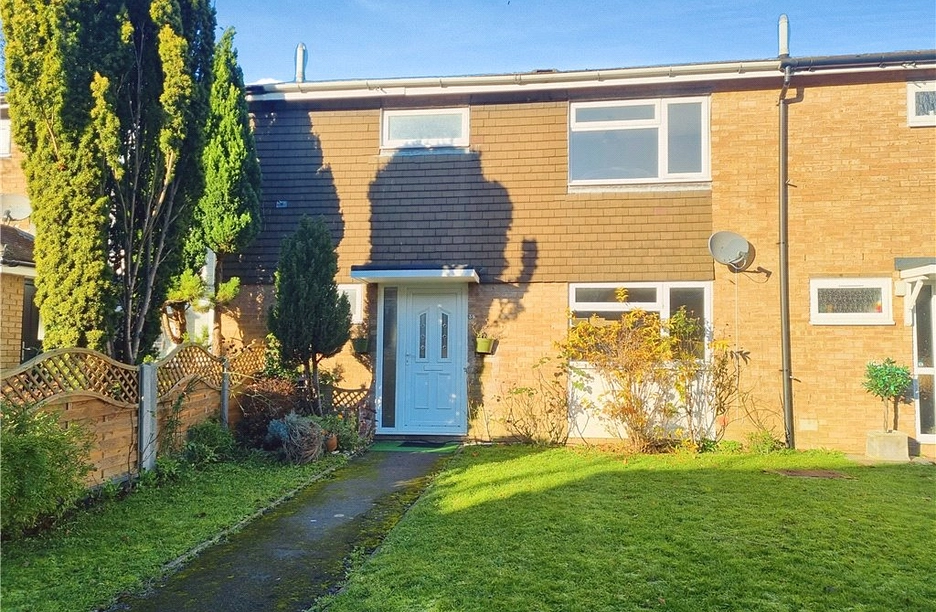 3 bedroom house for sale - Sycamore Road, High Wycombe, Buckinghamshire, HP12 - Property View 1