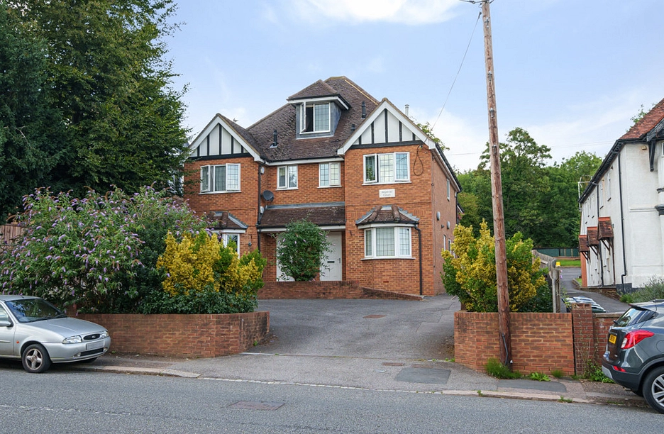 1 bedroom apartment for sale - West Wycombe Road, High Wycombe, HP12 - Property View 1