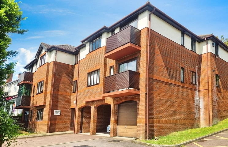 1 bedroom apartment for sale - London Road, Loudwater, High Wycombe, HP10