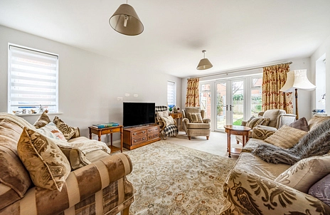 4 bedroom house for sale - Doolittle Avenue, High Wycombe, HP11 - Property View 2