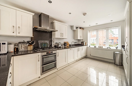 4 bedroom house for sale - Doolittle Avenue, High Wycombe, HP11 - Property View 3