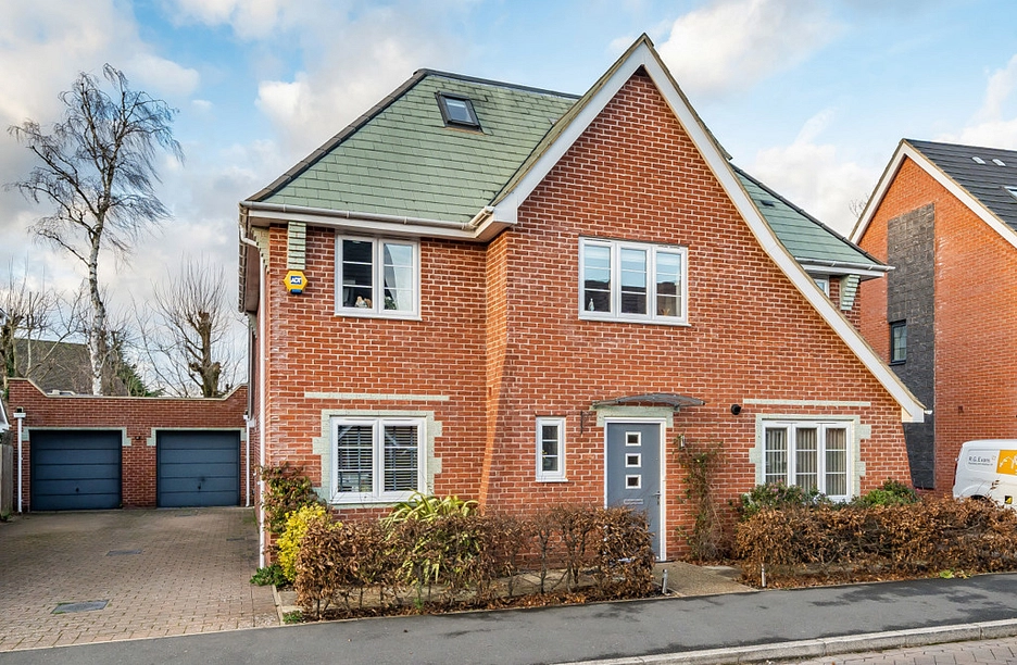 4 bedroom house for sale - Doolittle Avenue, High Wycombe, HP11 - Property View 1