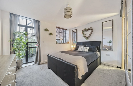 2 bedroom apartment for sale - Oakridge Road, High Wycombe, HP11 - Property View 3